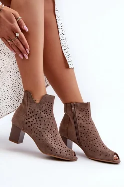 Ażurowe Botki Damskie Eko Zamszowe Na Słupku Z Odkrytymi Palcami Brązowe Halania