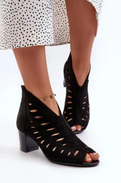 Ażurowe Botki Damskie Eko Zamszowe Na Słupku Z Odkrytymi Palcami Czarne Timalre