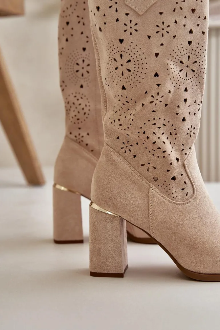 Ażurowe Botki Damskie Na Słupku Z Noskami W Szpic Eko Zamszowe Beżowe Nevithra