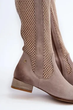 Ażurowe Kozaki Damskie Na Niskim Obcasie Z Naturalnego Zamszu Maciejka 06467-04 Beżowe