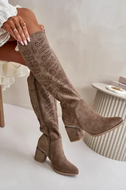 Ażurowe Kozaki Damskie Na Słupku Z Eko Zamszu Vinceza 16443 Ciemnobeżowe