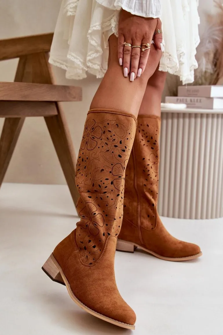 Ażurowe Kozaki Damskie Na Niskim Obcasie Eko Zamszowe Zapinane Na Zamek Camel Orchides