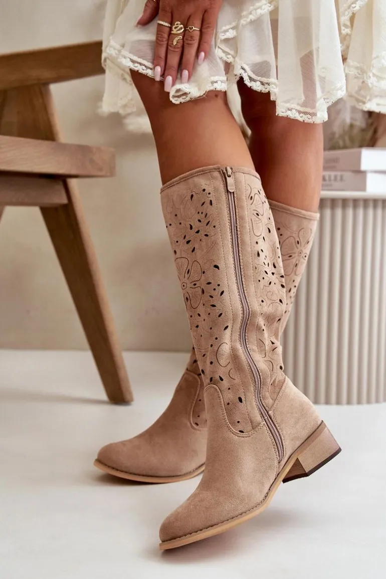 Ażurowe Kozaki Damskie Na Niskim Obcasie Eko Zamszowe Zapinane Na Zamek Ciemnobeżowe Orchides