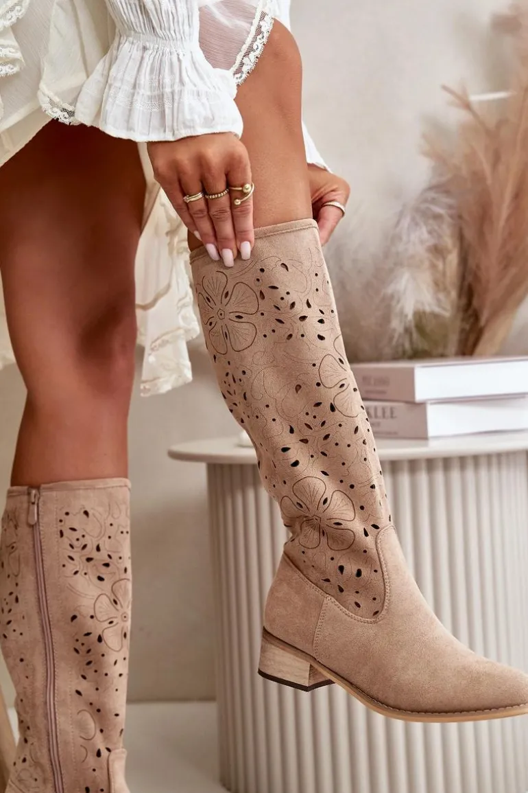 Ażurowe Kozaki Damskie Na Niskim Obcasie Eko Zamszowe Zapinane Na Zamek Ciemnobeżowe Orchides