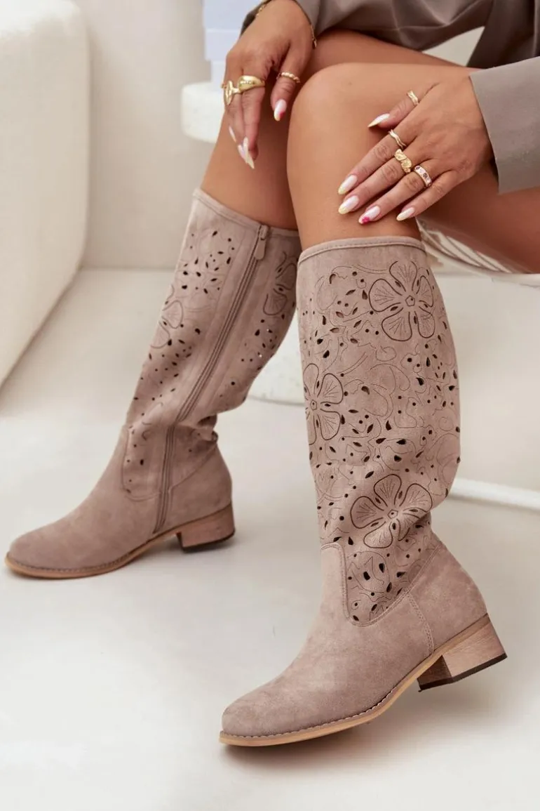 Ażurowe Kozaki Damskie Na Niskim Obcasie Eko Zamszowe Zapinane Na Zamek Beżowe Orchides