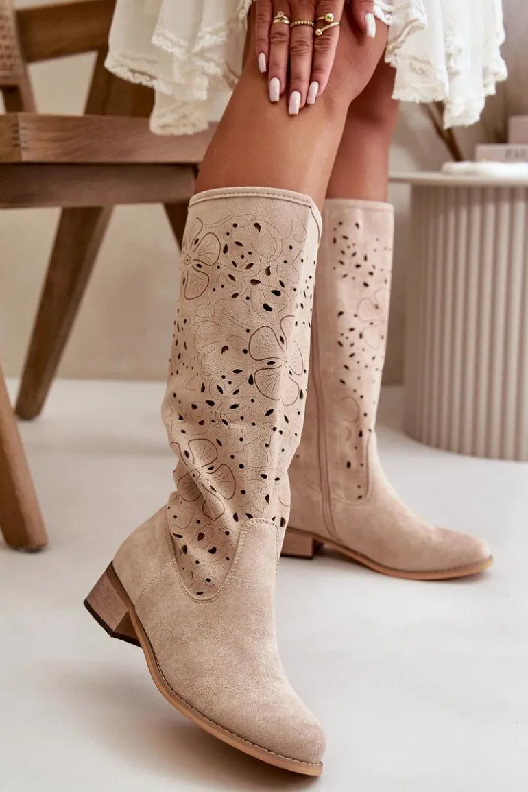Ażurowe Kozaki Damskie Na Niskim Obcasie Eko Zamszowe Zapinane Na Zamek Jasnobeżowe Orchides