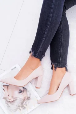 Beżowe Zamszowe Czółenka Satisfied