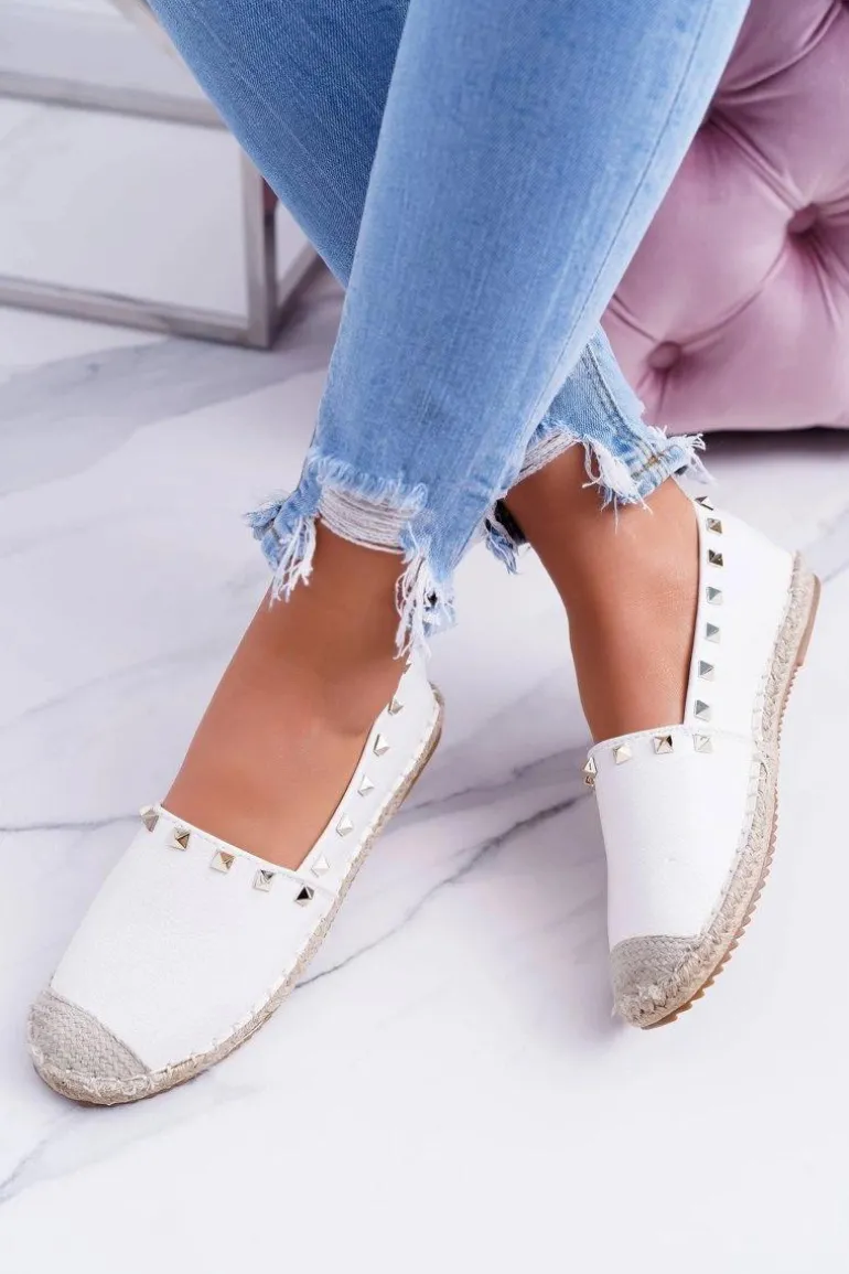 Białe Wsuwane Espadryle z Ćwiekami Christiane