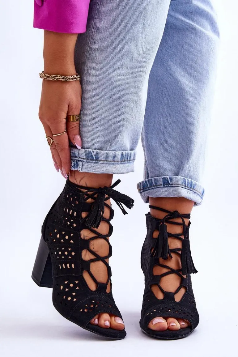 Botki Ażurowe Na Obcasie Czarne Letya