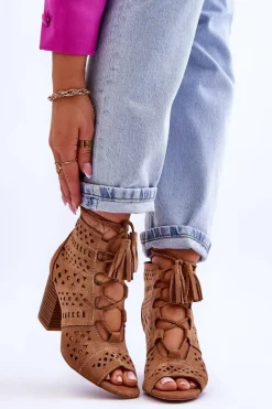 Botki Ażurowe Na Obcasie Camel Letya