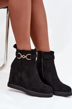 Botki Damskie Na Koturnie Z Ozdobnym Detalem Czarne Marivana