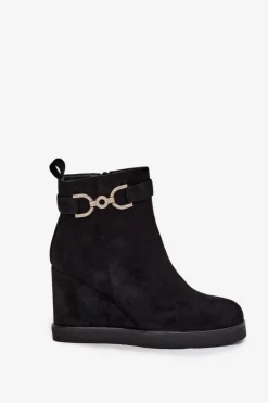 Botki Damskie Na Koturnie Z Ozdobnym Detalem Czarne Marivana