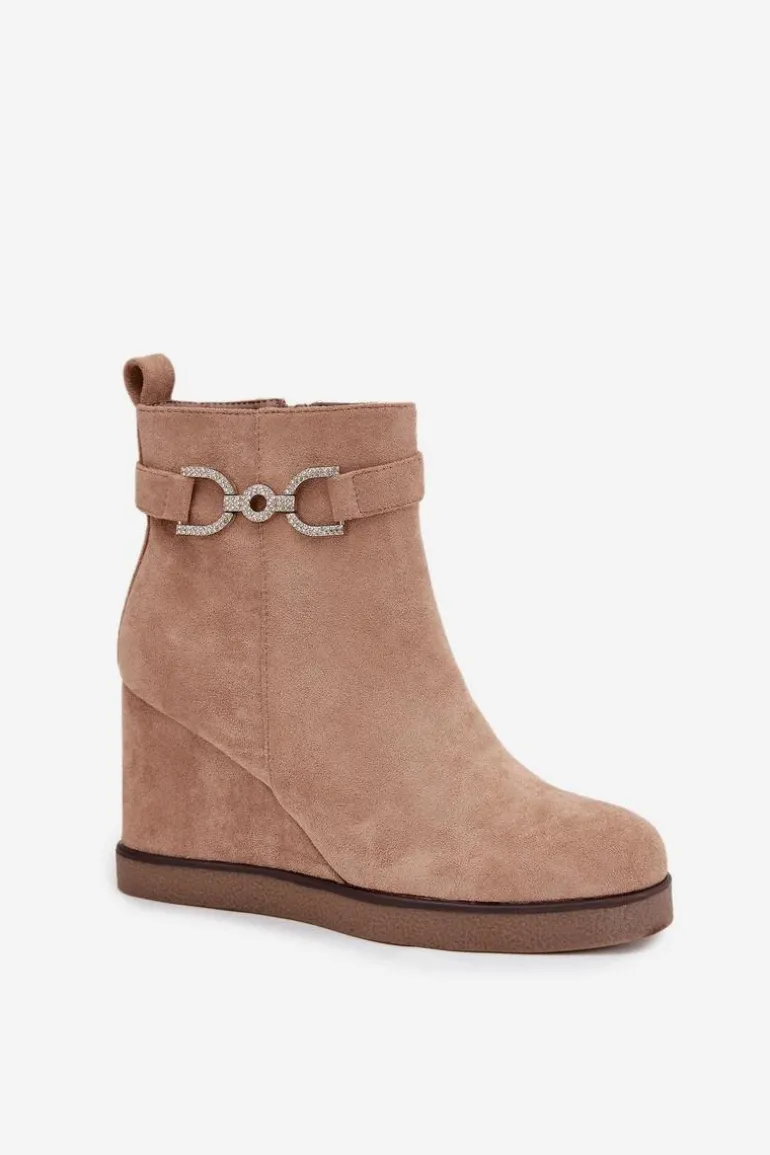 Botki Damskie Na Koturnie Z Ozdobnym Detalem Beżowe Marivana