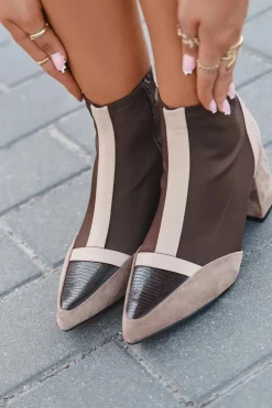 Botki Damskie Na Masywnym Słupku Na Zamek Brązowe Delvane