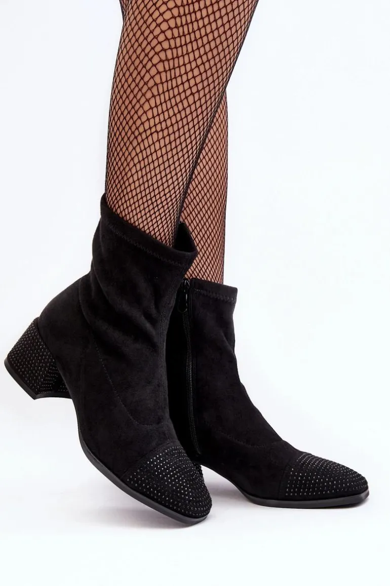 Botki Damskie Na Niskim Obcasie Ze Zdobieniem Czarne Vissias