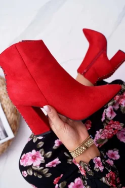 Botki Damskie Na Obcasie Z Nitami W Szpic Czerwone Snack