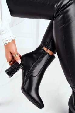 Botki Damskie Na Słupku Czarne In Your Eyes