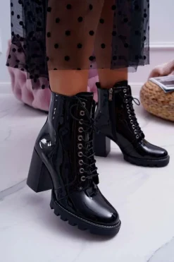 Botki Damskie Na Słupku Lakierowane Czarne Insist