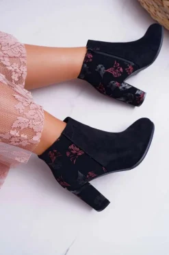 Botki Damskie Na Słupku Sergio Leone W Różowe Kwiaty Folk Czarne Eros2