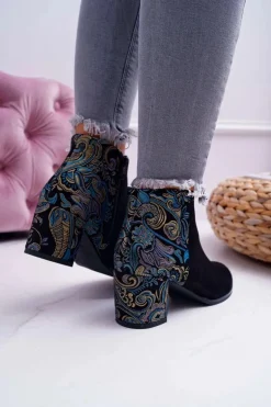 Botki Damskie Na Słupku Sergio Leone W Kwiaty Folk Czarne Eros2