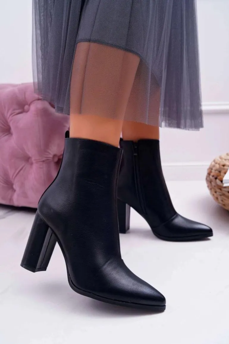 Botki Damskie Na Słupku Suwak W Szpic Czarne Ferol