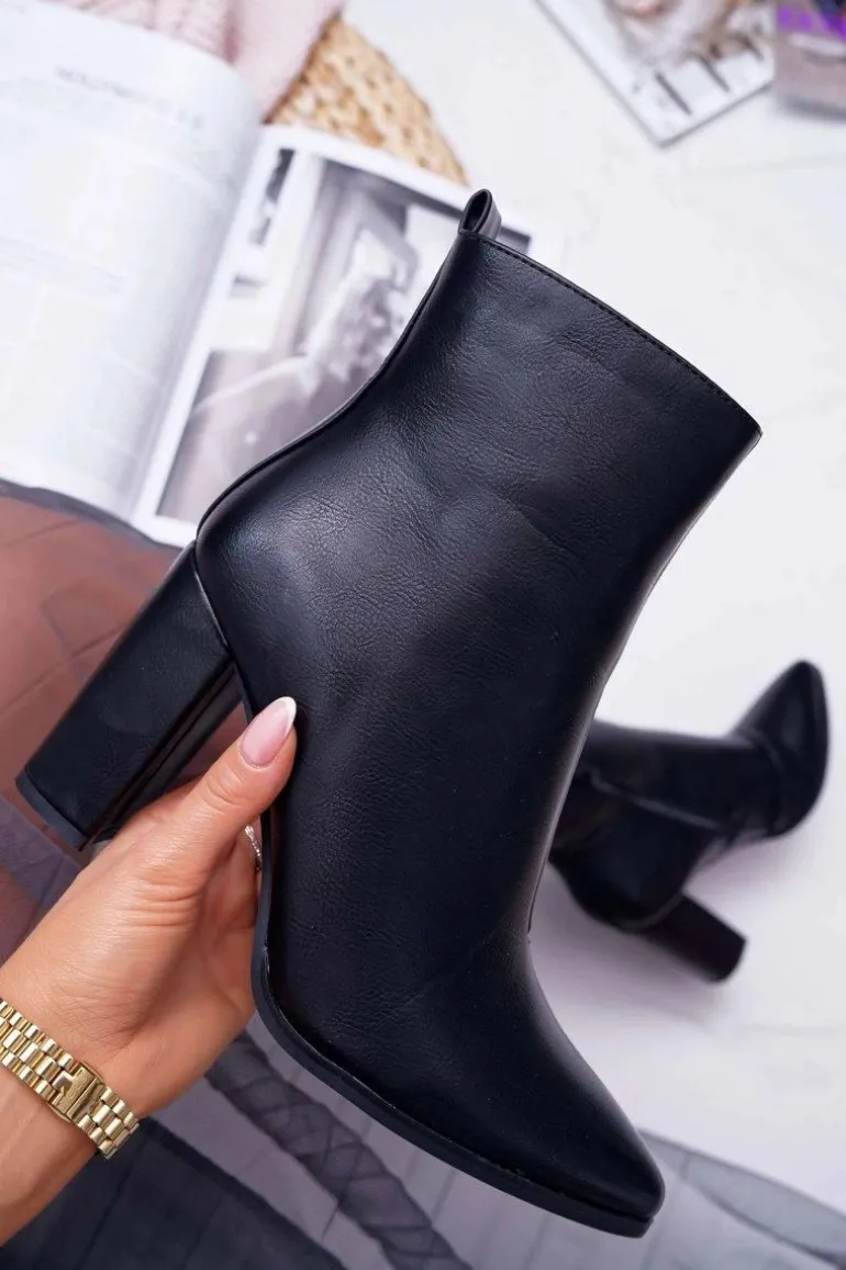 Botki Damskie Na Słupku Suwak W Szpic Czarne Ferol