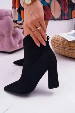 Botki Damskie Na Słupku W Szpic Zamszowe Czarne Summe