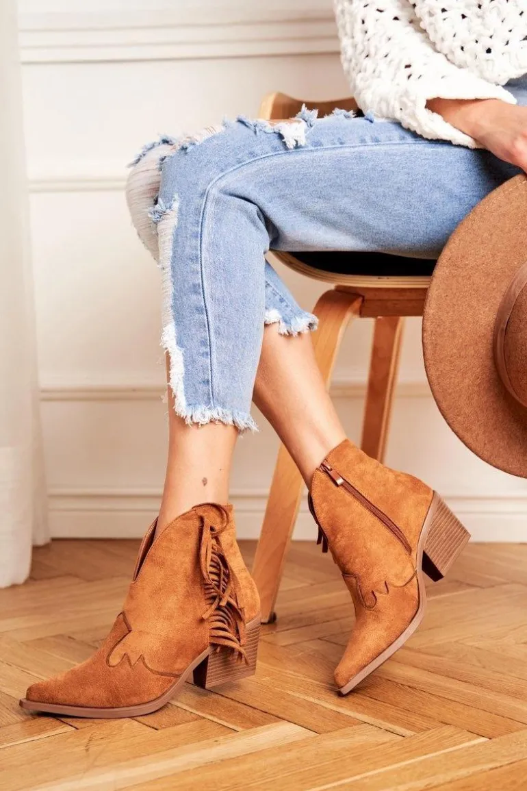 Botki Damskie Na Słupku Z Frędzlami Kowbojki Camel Sibi