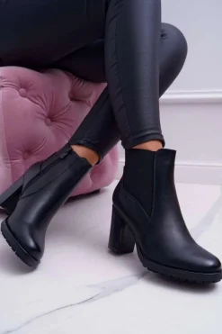 Botki Damskie Na Słupku z Zamkiem Czarne Beloved