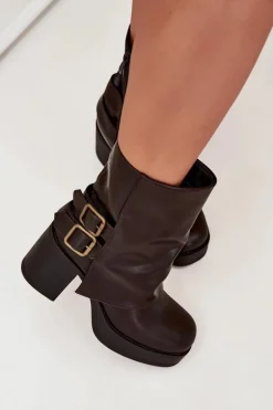 Botki Damskie Na Słupku Z Klamrami Czekoladowe Marena