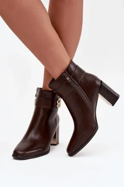 Botki Damskie Na Słupku Z Paskiem I Złotym Detalem Czekoladowe Galinne