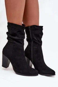 Botki Damskie Na Słupku Z Marszczeniem Czarne Jovessa