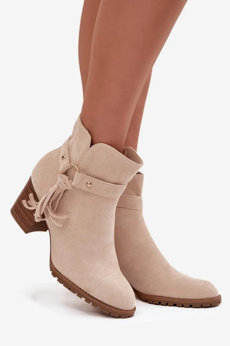 Botki Damskie Na Słupku Z Frędzlami Jasnobeżowe Rosabella