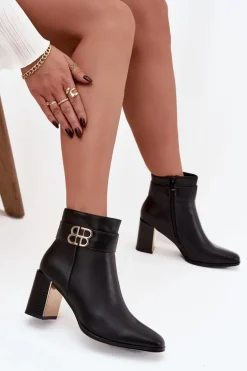 Botki Damskie Na Słupku Z Paskiem I Złotym Detalem Czarne Galinne