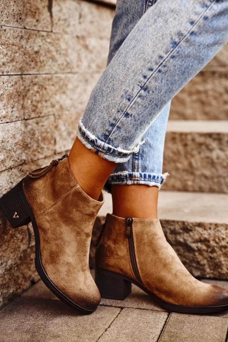 Botki Damskie Na Słupku Zamszowe Beżowe Volares