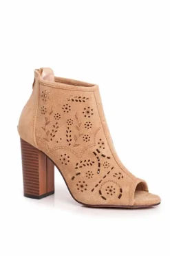 Botki Damskie Na Słupku Zamszowe Ażurowe Beżowe Papillon