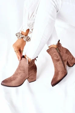 Botki Damskie Na Słupku Zamszowe Beżowe Carrick