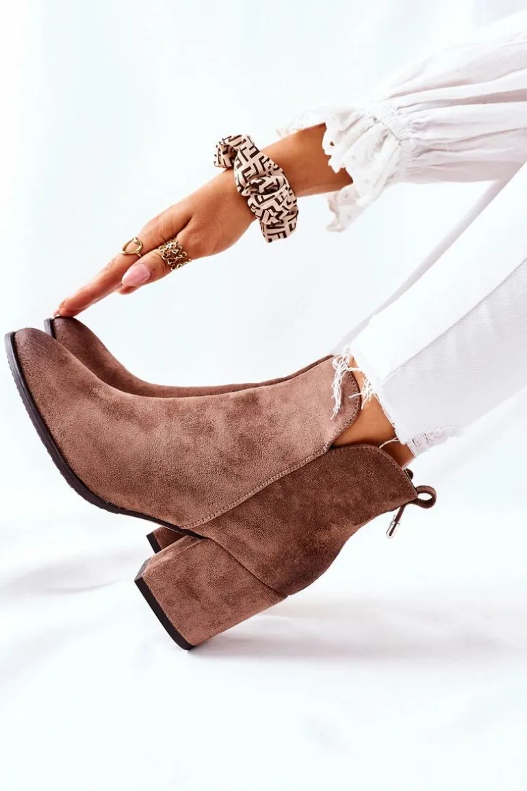 Botki Damskie Na Słupku Zamszowe Beżowe Carrick