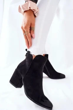 Botki Damskie Na Słupku Zamszowe Czarne Carrick