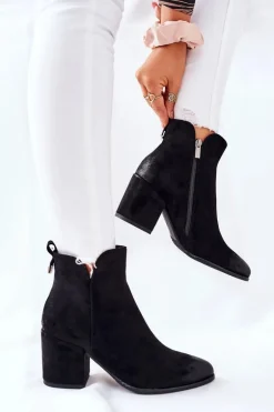 Botki Damskie Na Słupku Zamszowe Czarne Carrick