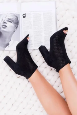 Botki Damskie Na Słupku Zamszowe Czarne Jessin