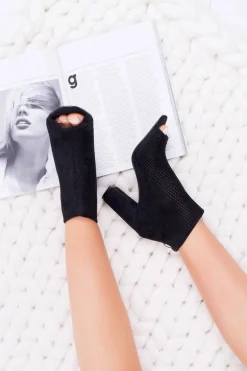 Botki Damskie Na Słupku Zamszowe Czarne Jessin