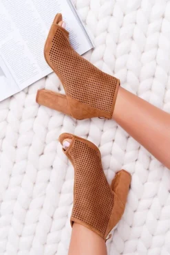 Botki Damskie Na Słupku Zamszowe Camel Jessin