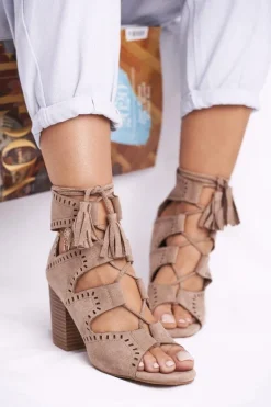 Botki Damskie Na Słupku Zamszowe Odkryte Beżowe Empty