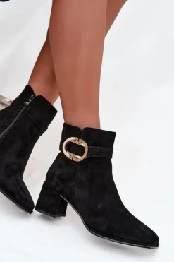 Botki Damskie Na Słupku Ze Złotą Klamrą Czarne Calissa