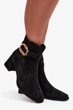 Botki Damskie Na Słupku Ze Złotą Klamrą Czarne Calissa