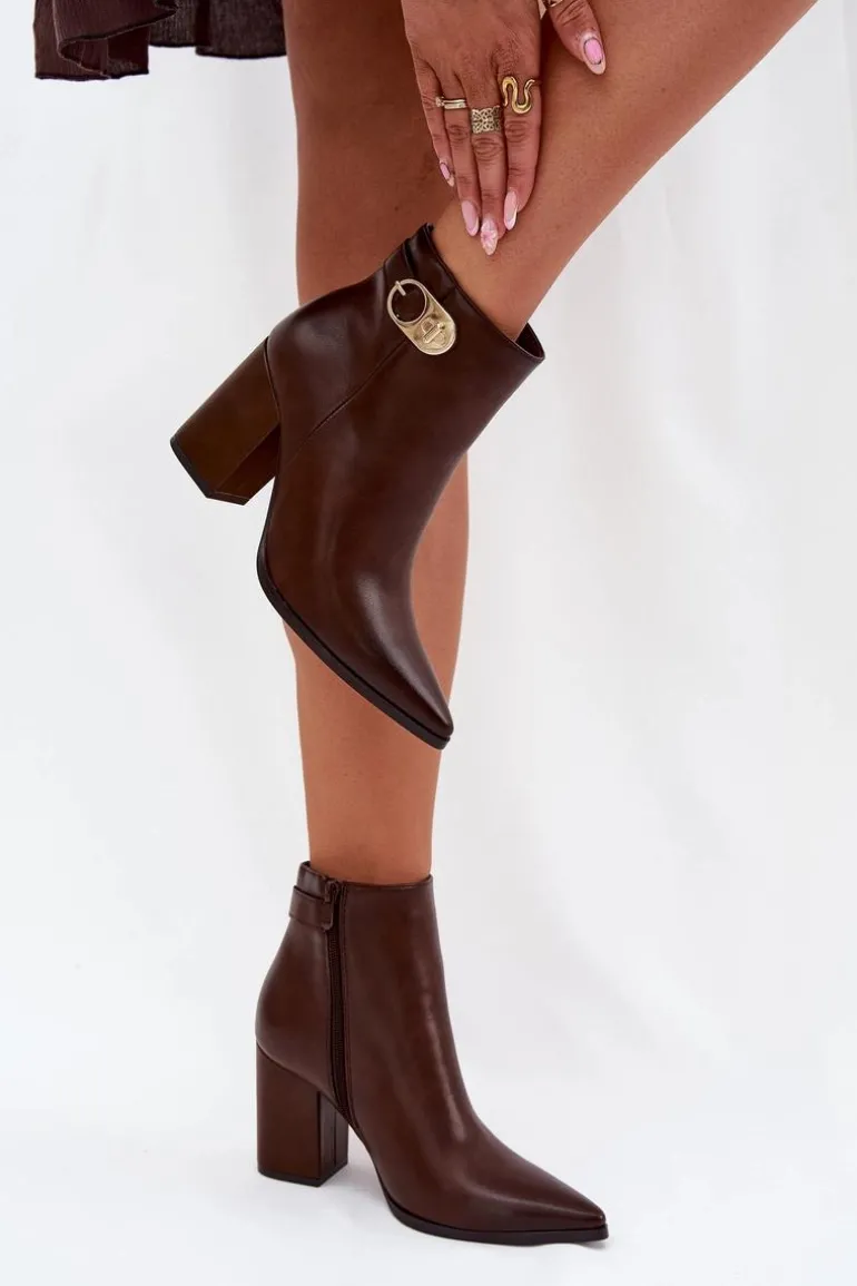 Botki Damskie Na Słupku Ze Złotym Detalem Czekoladowe Tharina