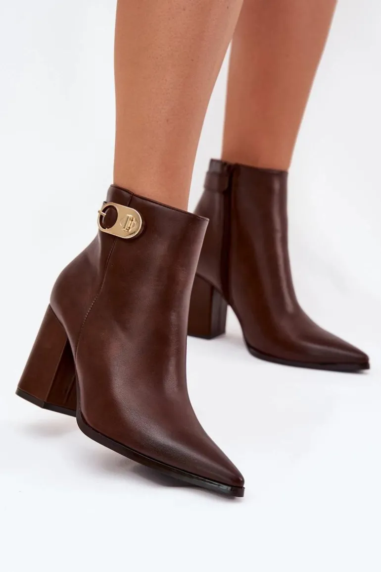 Botki Damskie Na Słupku Ze Złotym Detalem Czekoladowe Tharina