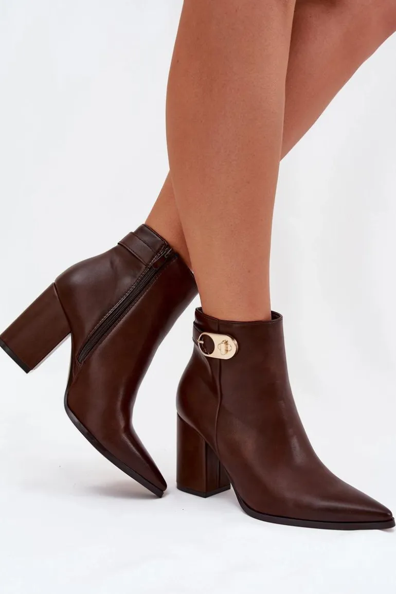 Botki Damskie Na Słupku Ze Złotym Detalem Czekoladowe Tharina