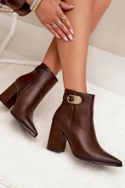 Botki Damskie Na Słupku Ze Złotym Detalem Czekoladowe Tharina